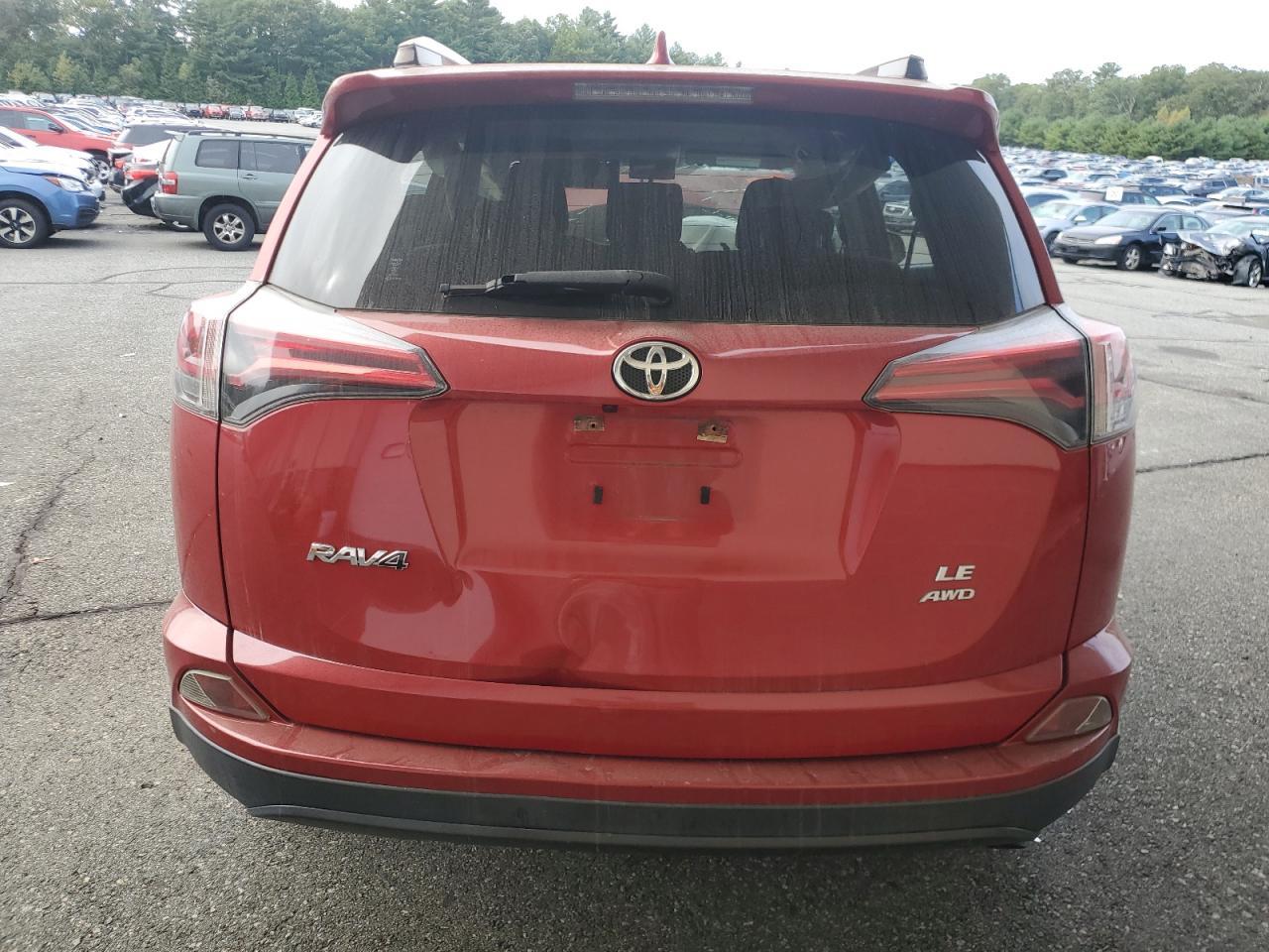 2016 TOYOTA RAV4 LE - Фото 6