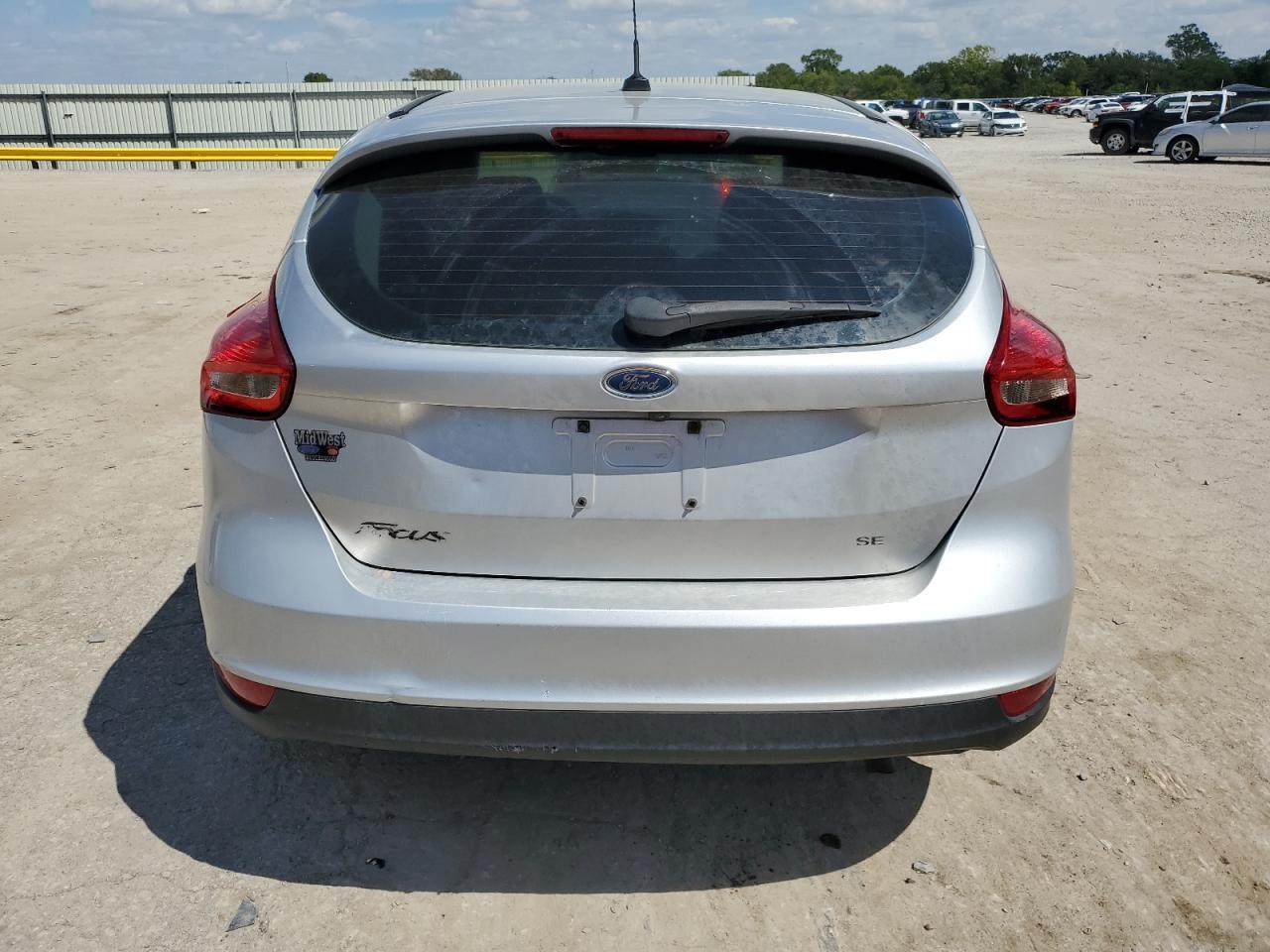 2018 FORD FOCUS SE - Image 6