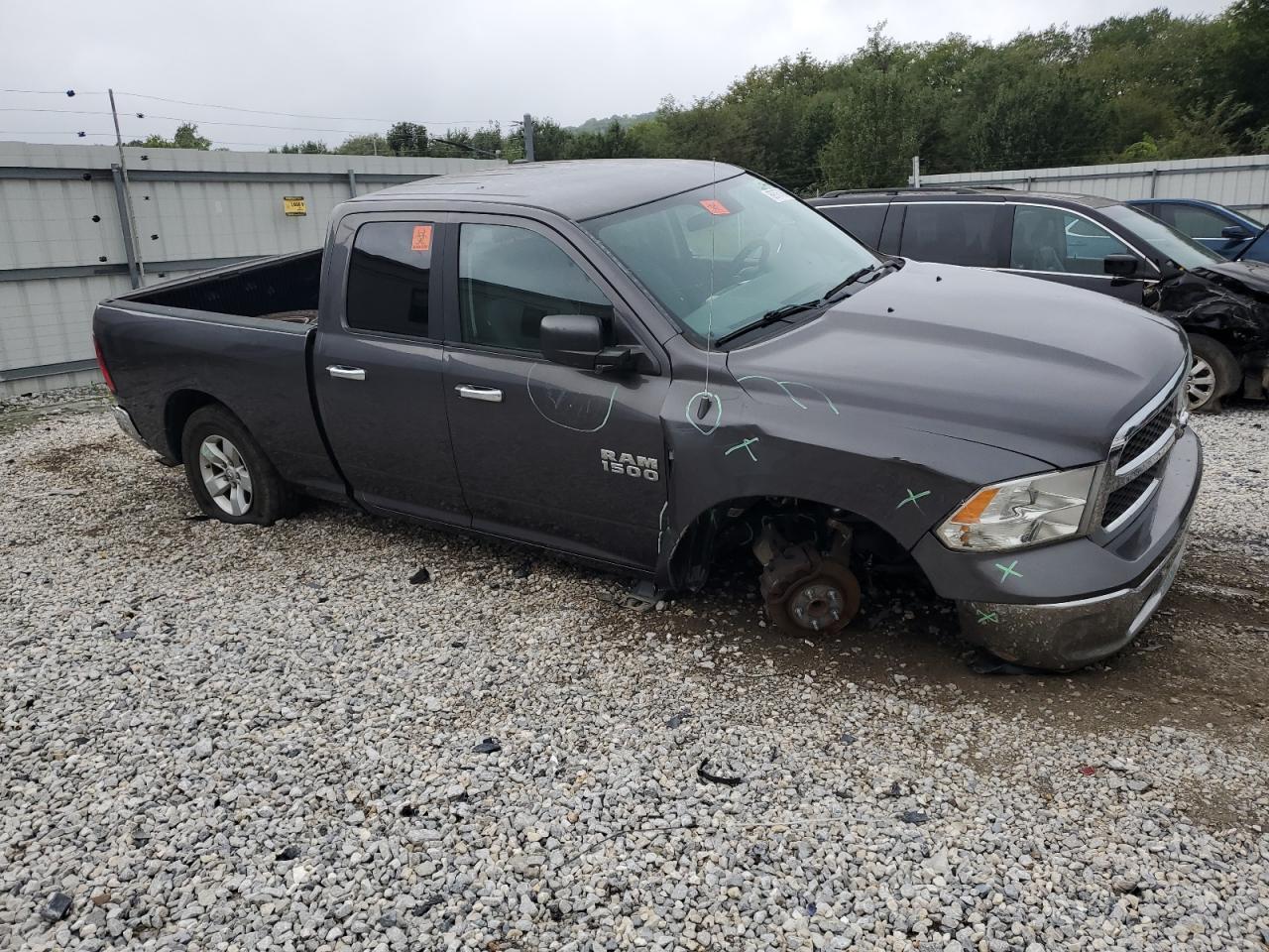 2017 RAM 1500 SLT - Image 4