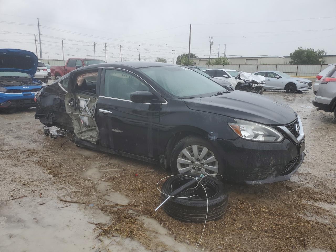 2017 NISSAN SENTRA S - Image 4
