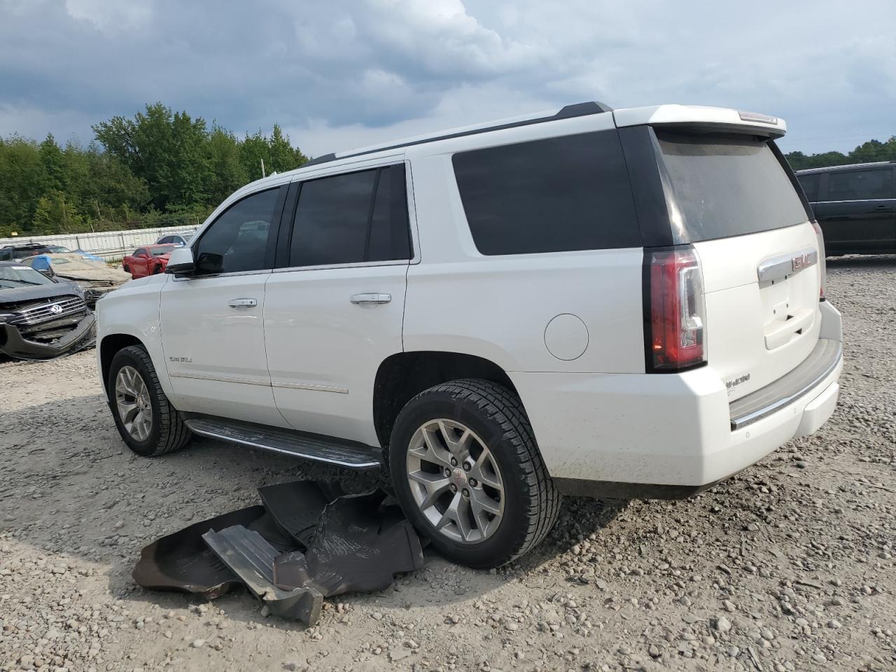 2016 GMC YUKON DENA - Image 2