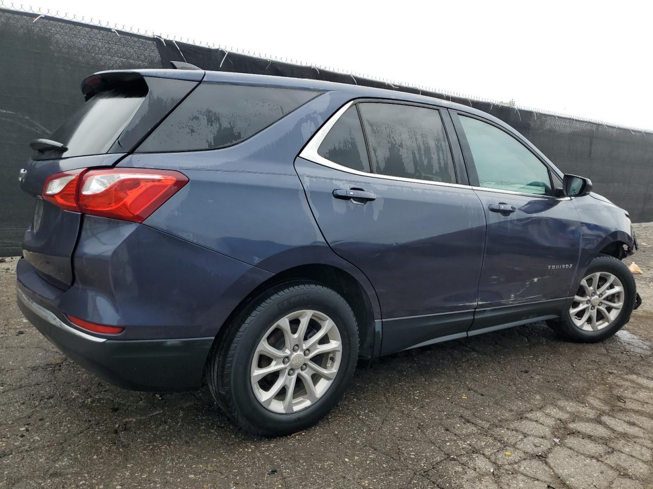 2019 CHEVROLET EQUINOX LT - Image 3