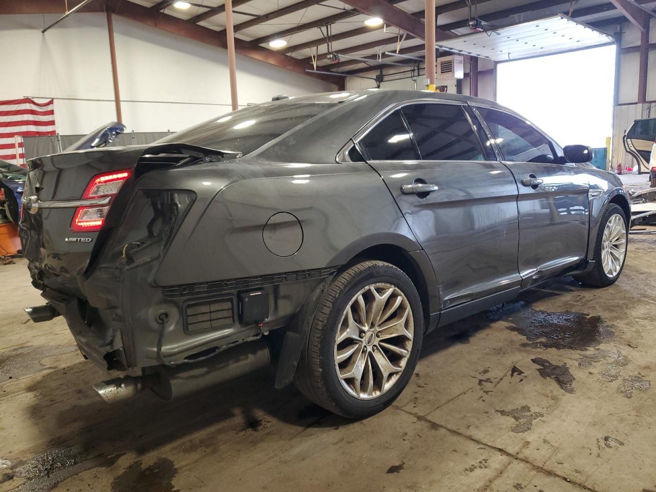 2019 FORD TAURUS LIM - Image 3