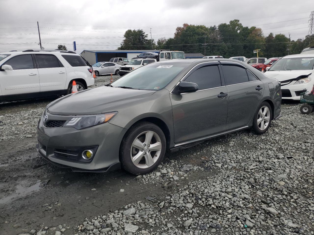2014 TOYOTA CAMRY L