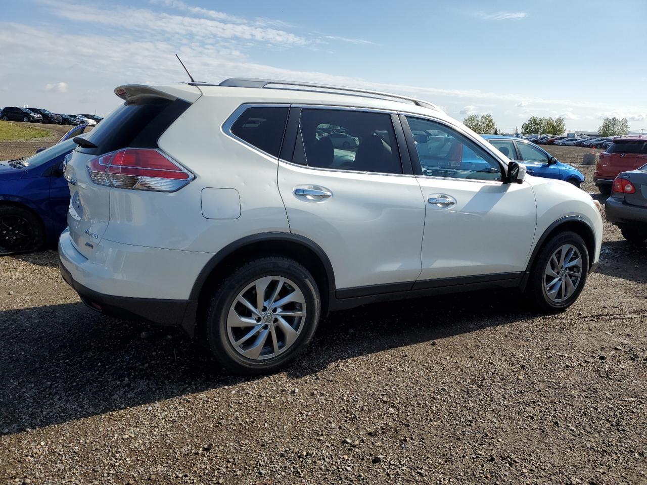 2015 NISSAN ROGUE S - Фото 3