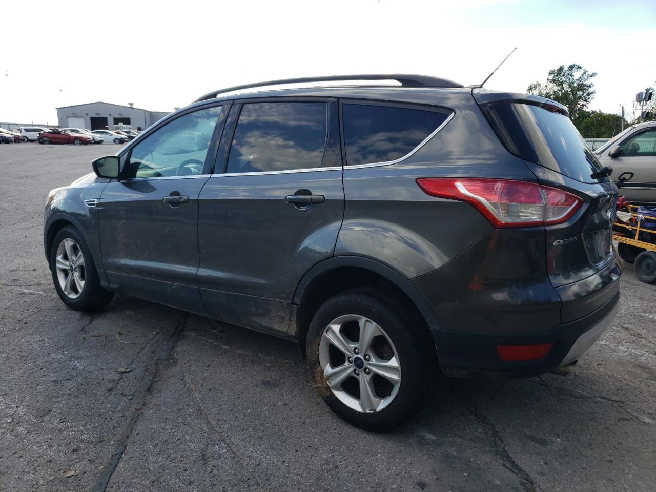 2015 FORD ESCAPE SE - Image 2