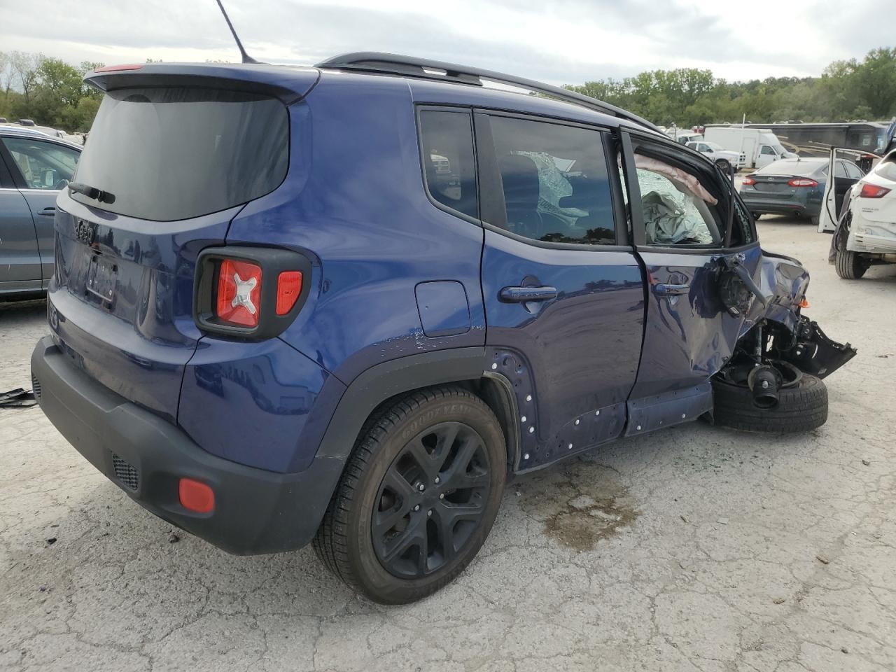 2017 JEEP RENEGADE L - Фото 3