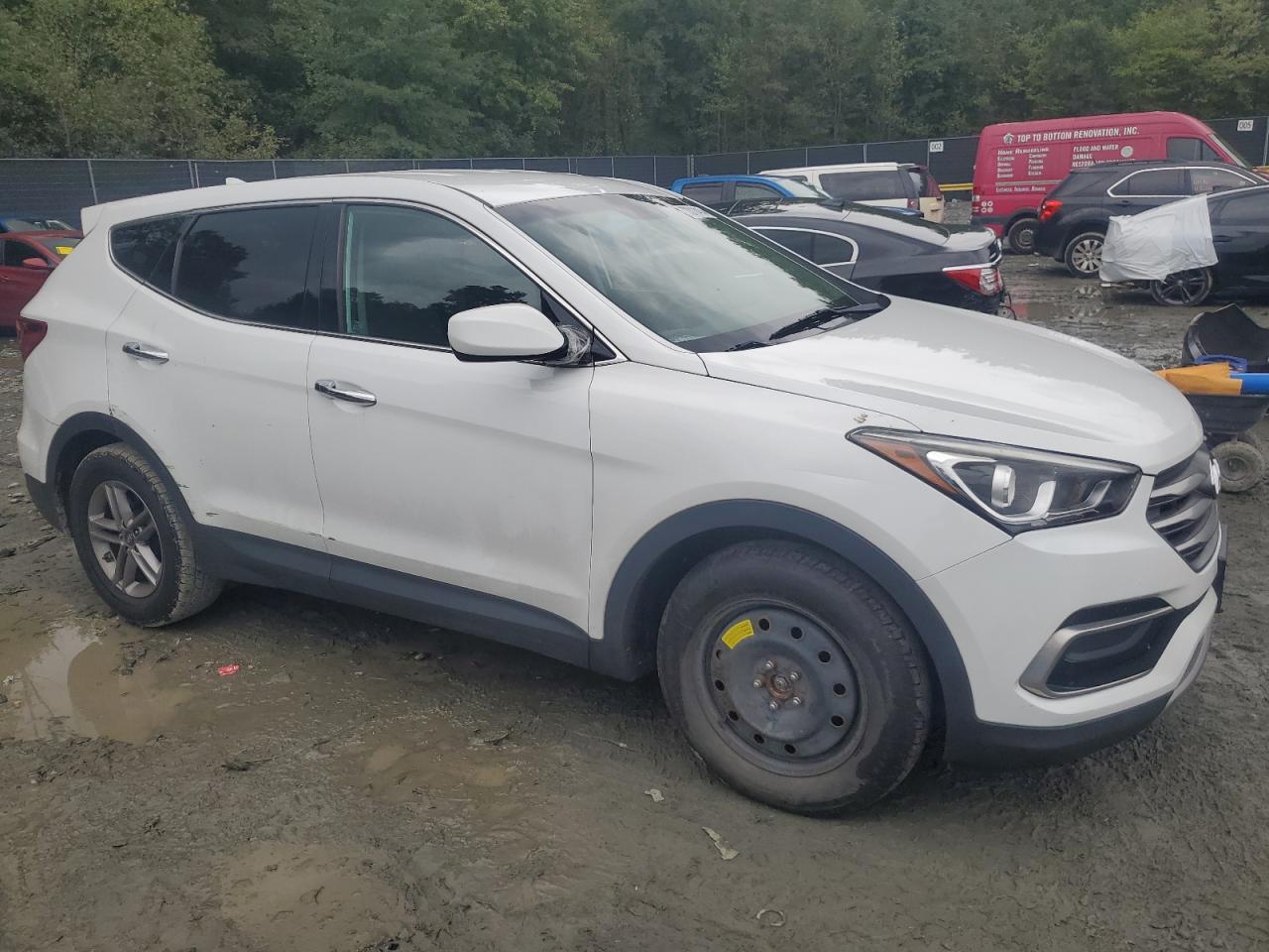 2017 HYUNDAI SANTA FE S - Image 4
