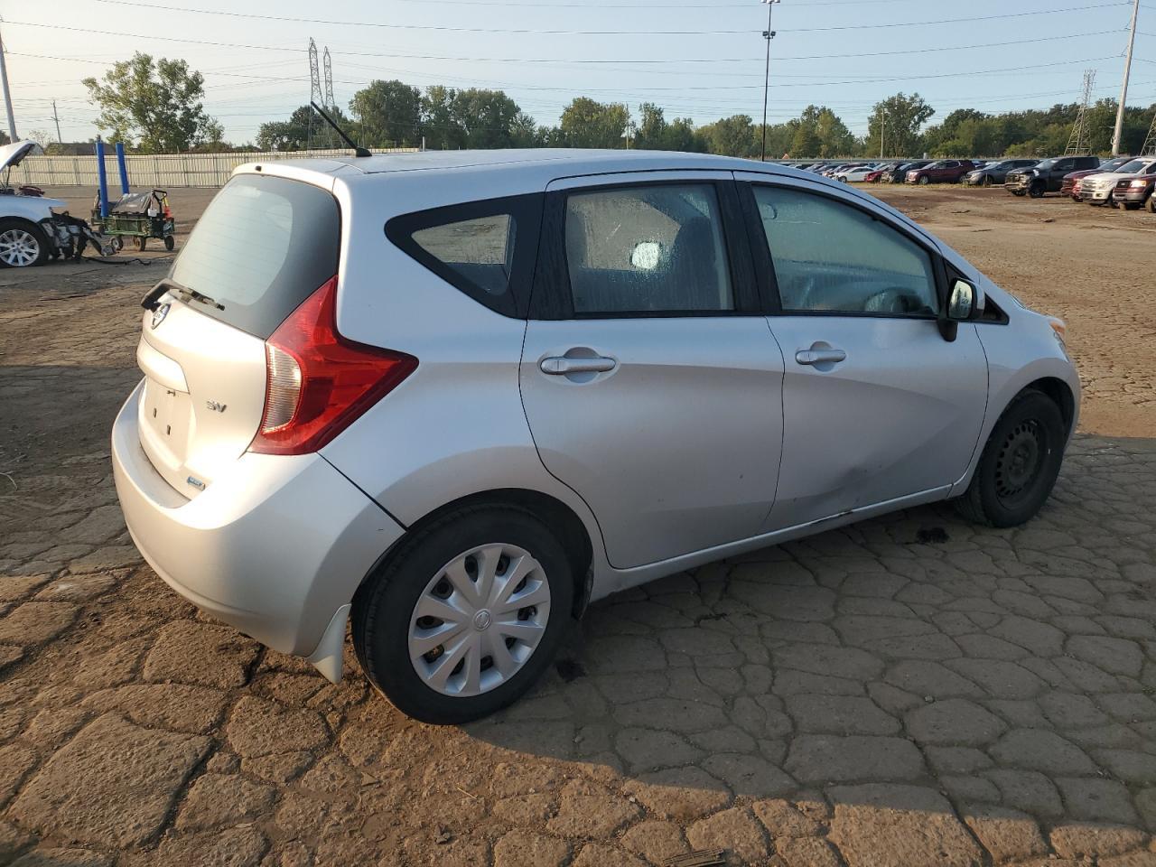 2014 NISSAN VERSA NOTE - Фото 3