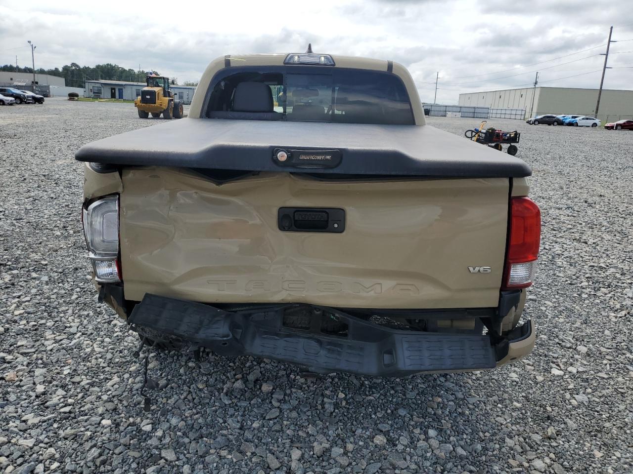 2017 TOYOTA TACOMA DOU - Фото 6