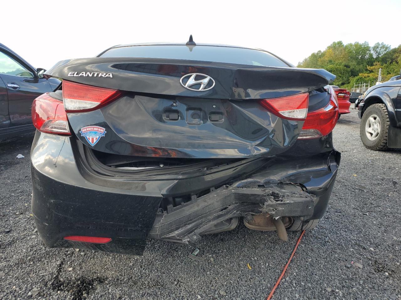 2013 HYUNDAI ELANTRA GL - Image 6