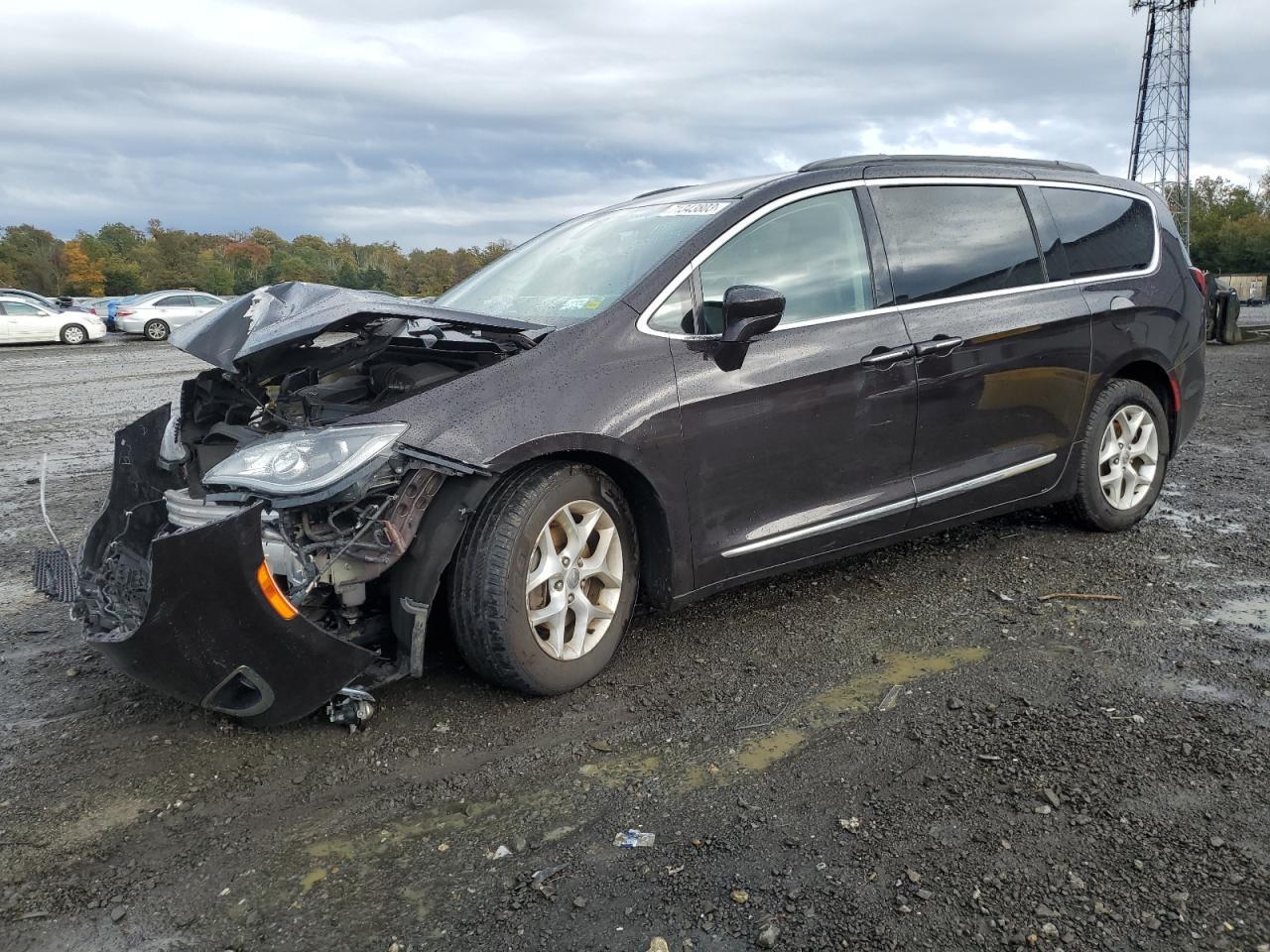 2017 CHRYSLER PACIFICA T car image