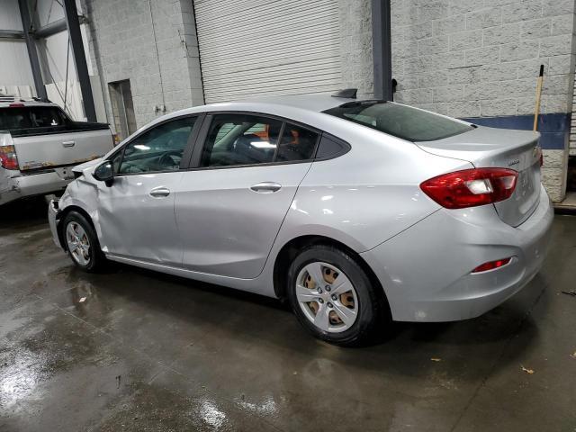 2017 Chevrolet Cruze Ls - Фото 2