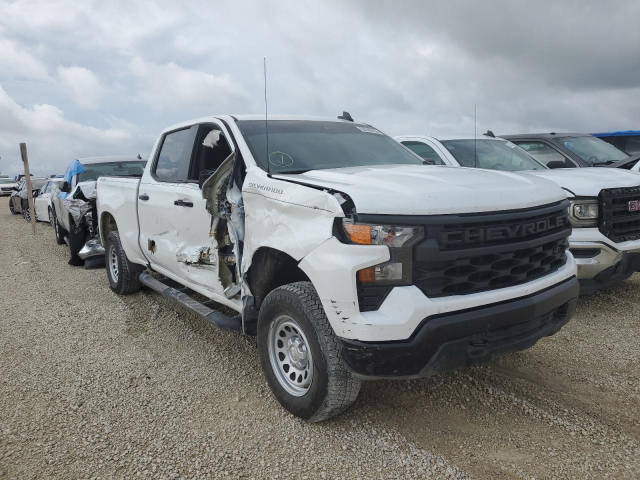 2023 CHEVROLET SILVERADO - Фото 4