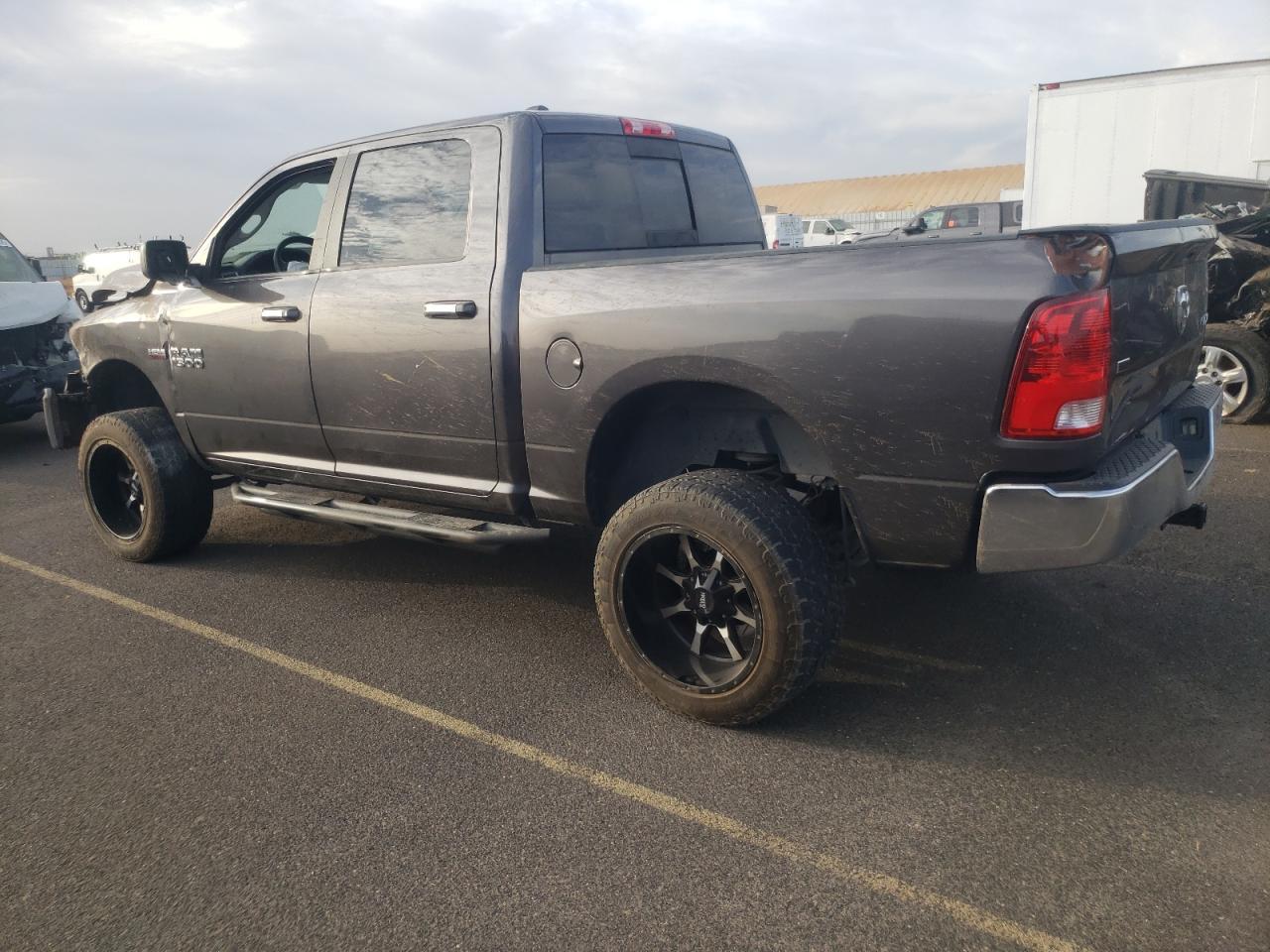 2017 RAM 1500 SLT - Image 2