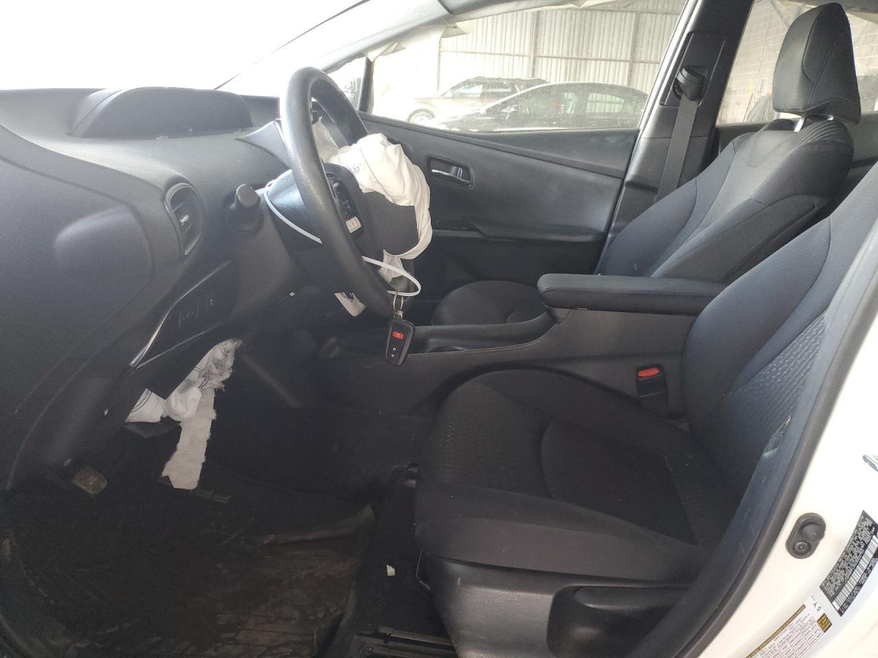 2016 TOYOTA PRIUS - Image 7