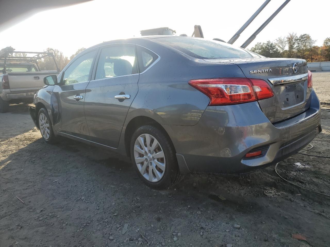 2017 NISSAN SENTRA S - Фото 2
