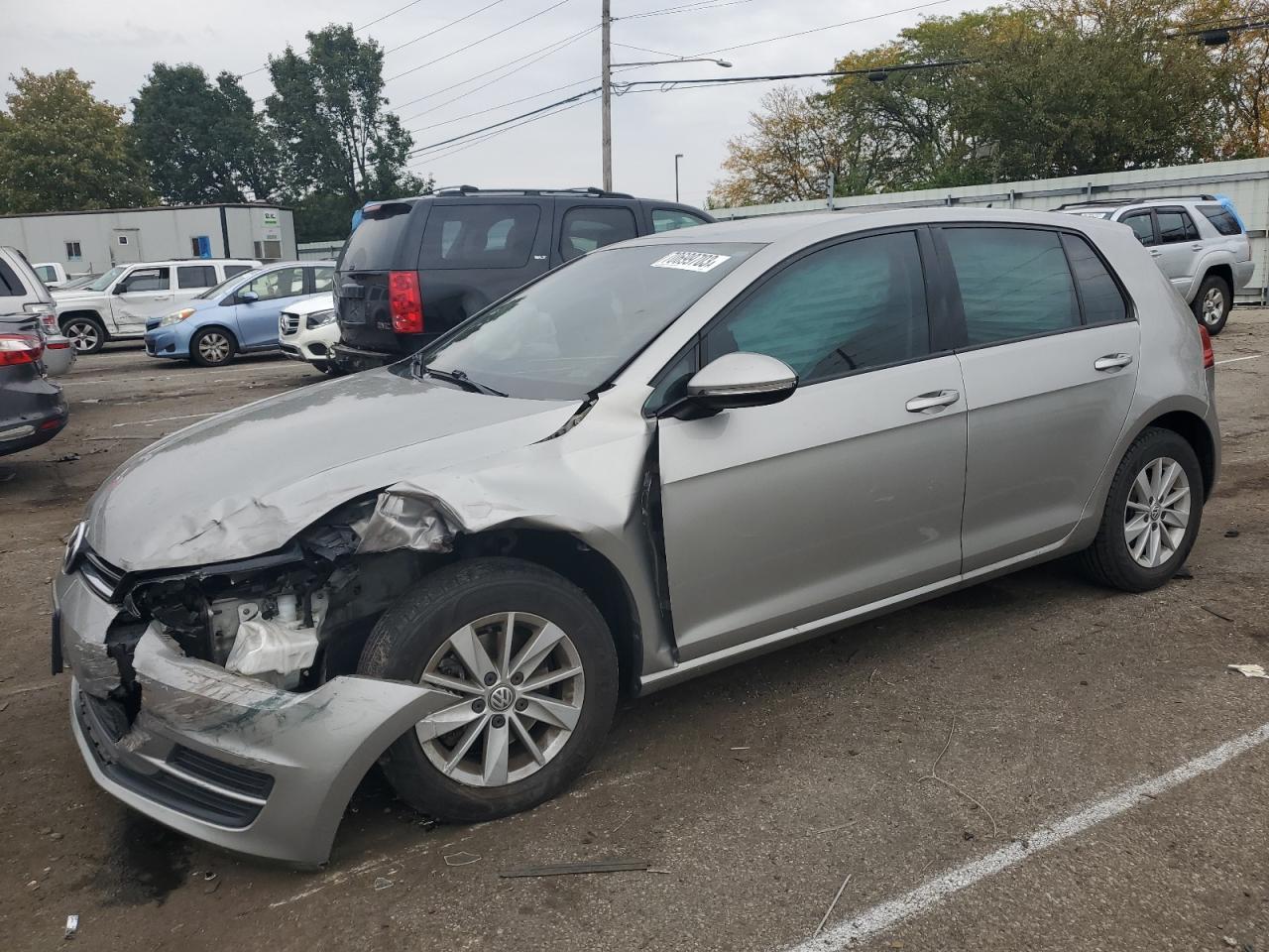 2016 VOLKSWAGEN GOLF S/SE
