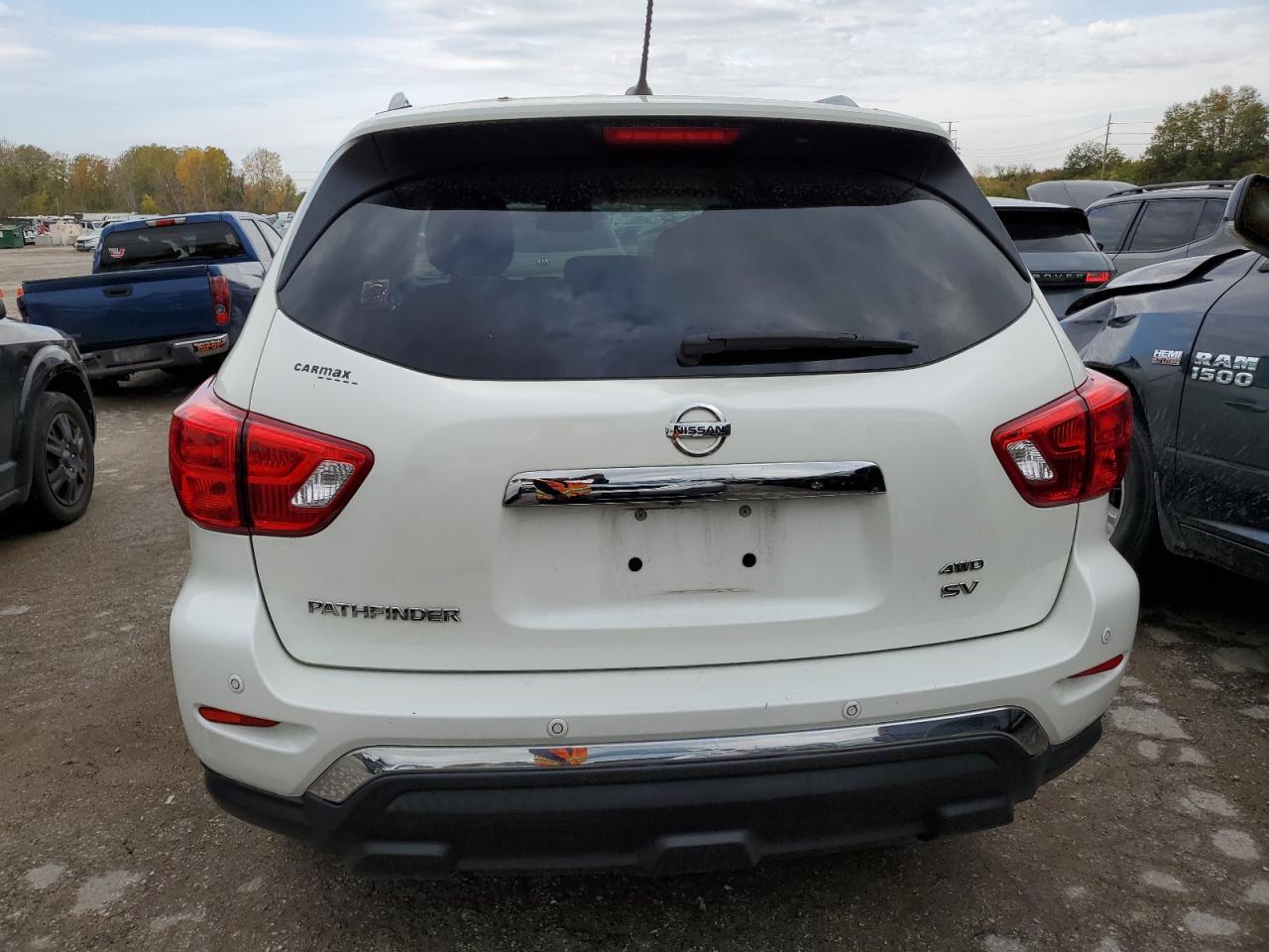 2017 NISSAN PATHFINDER - Image 6