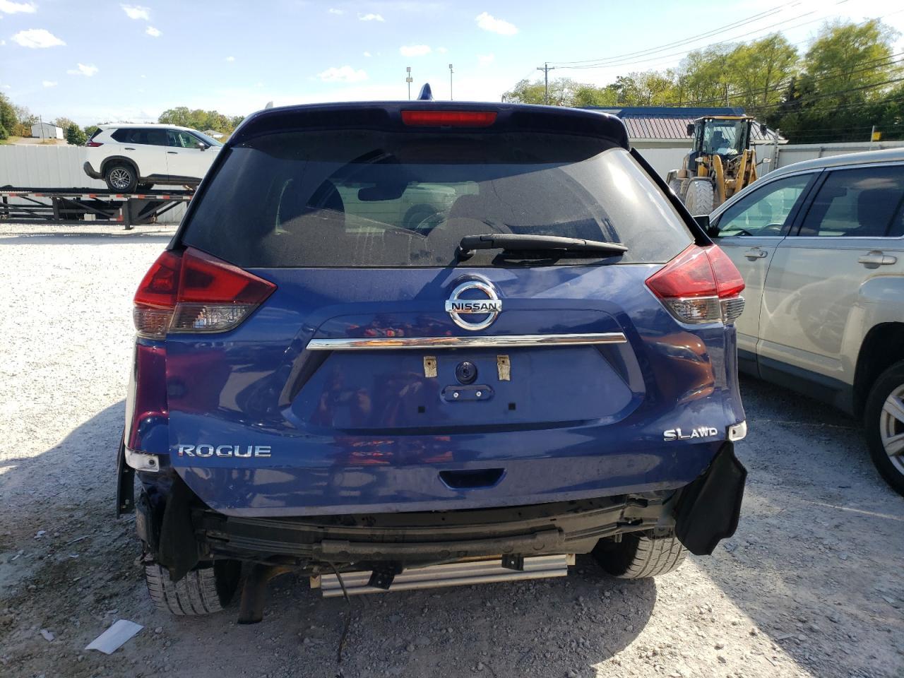 2018 NISSAN ROGUE S - Image 6