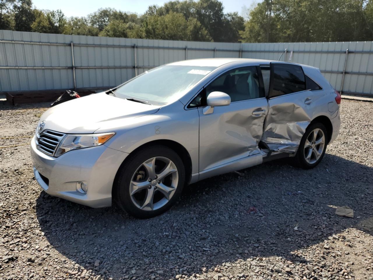 2012 TOYOTA VENZA LE