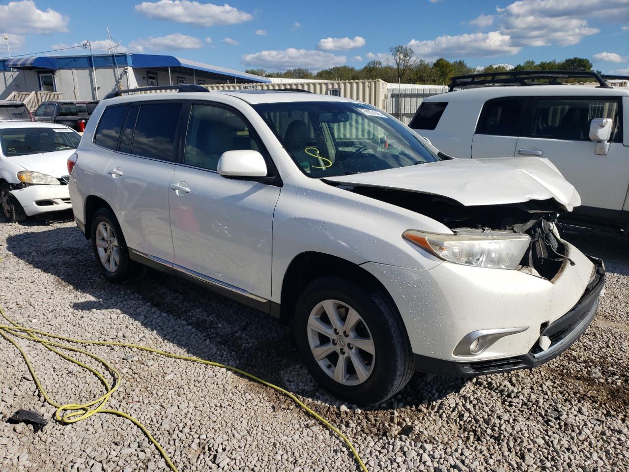 2012 TOYOTA HIGHLANDER - Фото 4