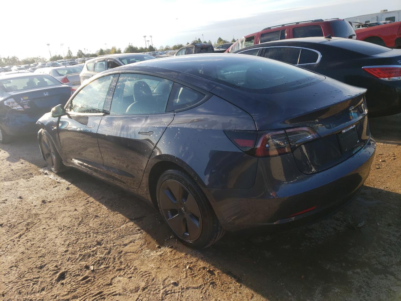 2023 TESLA MODEL 3 - Фото 2