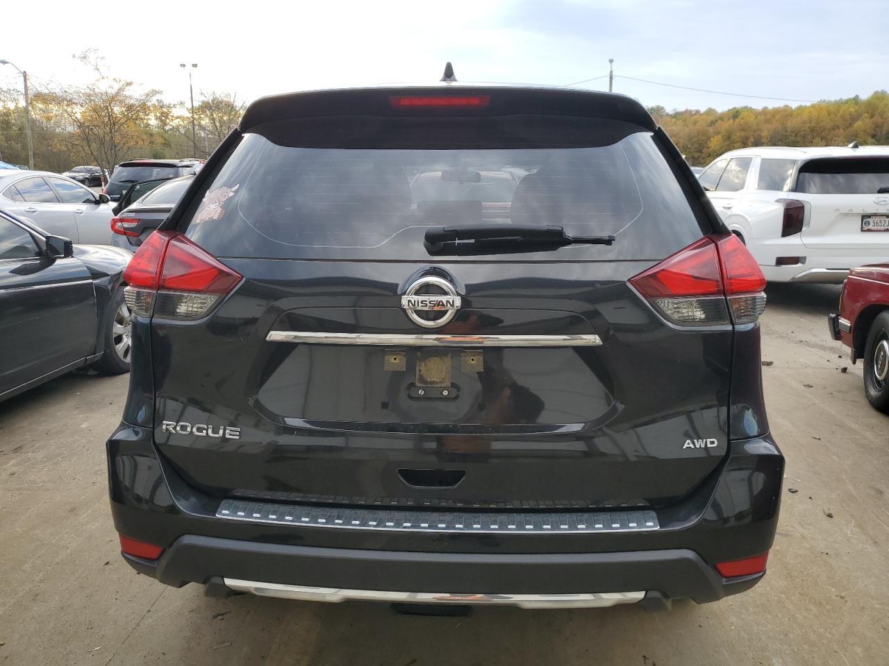2017 NISSAN ROGUE S - Фото 6