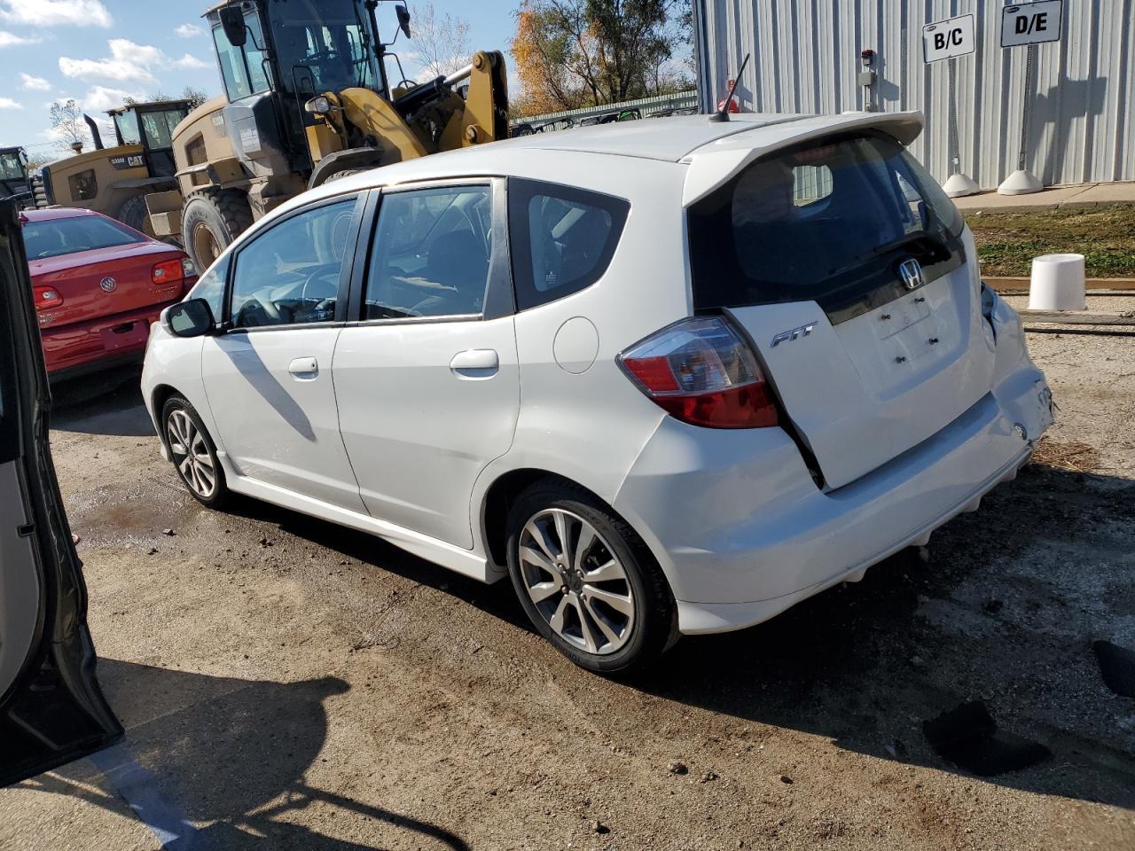 2013 HONDA FIT SPORT - Image 2