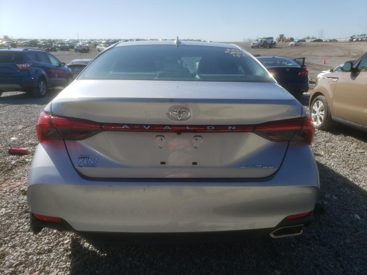 2019 TOYOTA AVALON XLE - Image 6