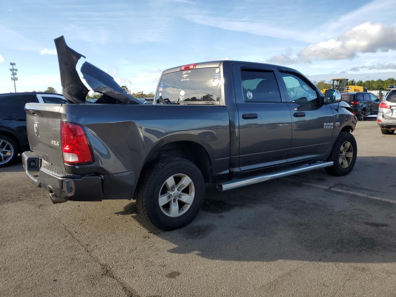 2017 RAM 1500 ST - Image 3