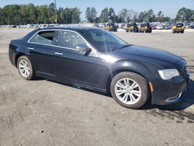 2015 Chrysler 300C - Image 4