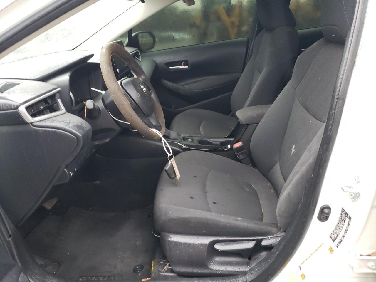 2021 TOYOTA COROLLA LE - Фото 7
