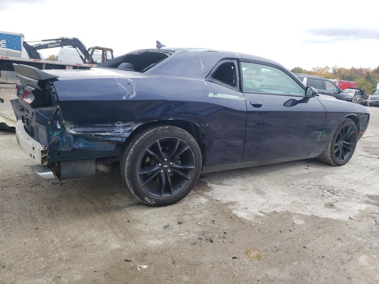 2017 DODGE CHALLENGER - Фото 3