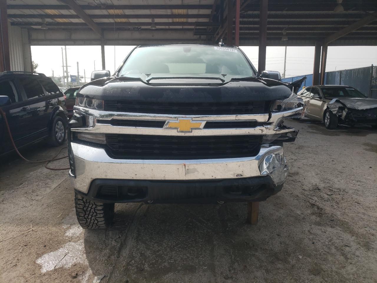 2019 CHEVROLET SILVERADO - Фото 5