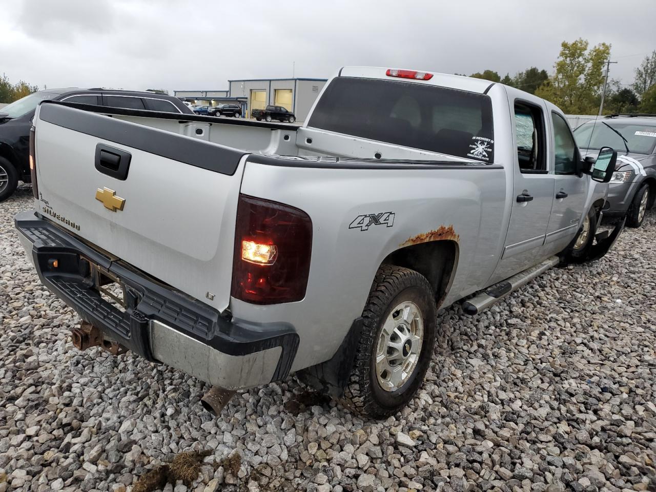 2012 CHEVROLET SILVERADO - Image 3