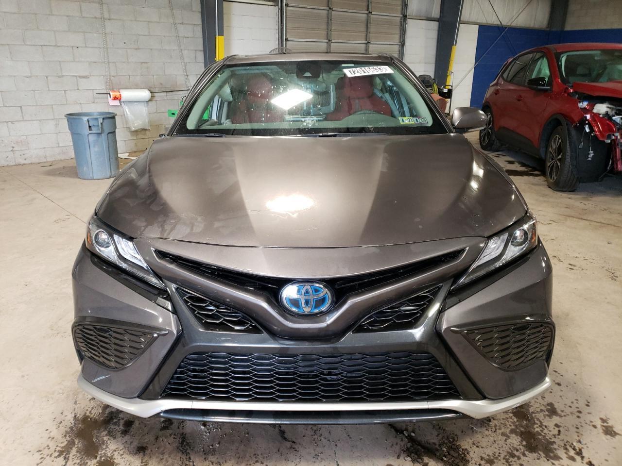 2021 TOYOTA CAMRY XSE - Фото 5