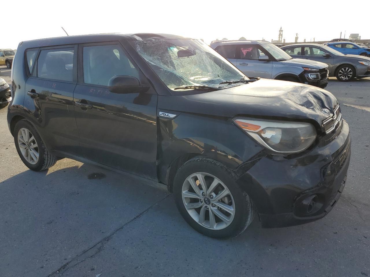 2017 KIA SOUL + - Фото 4