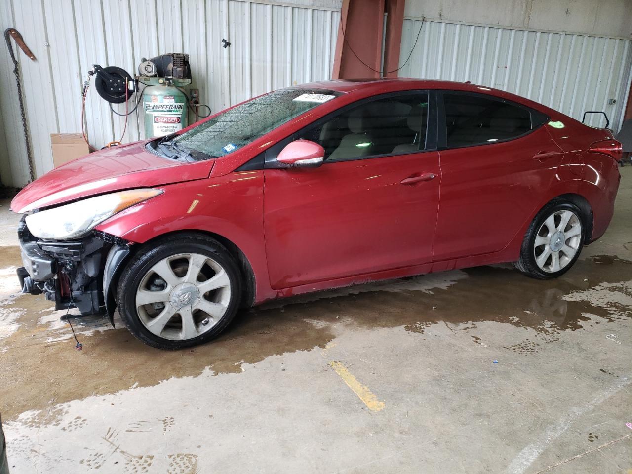2013 HYUNDAI ELANTRA GL