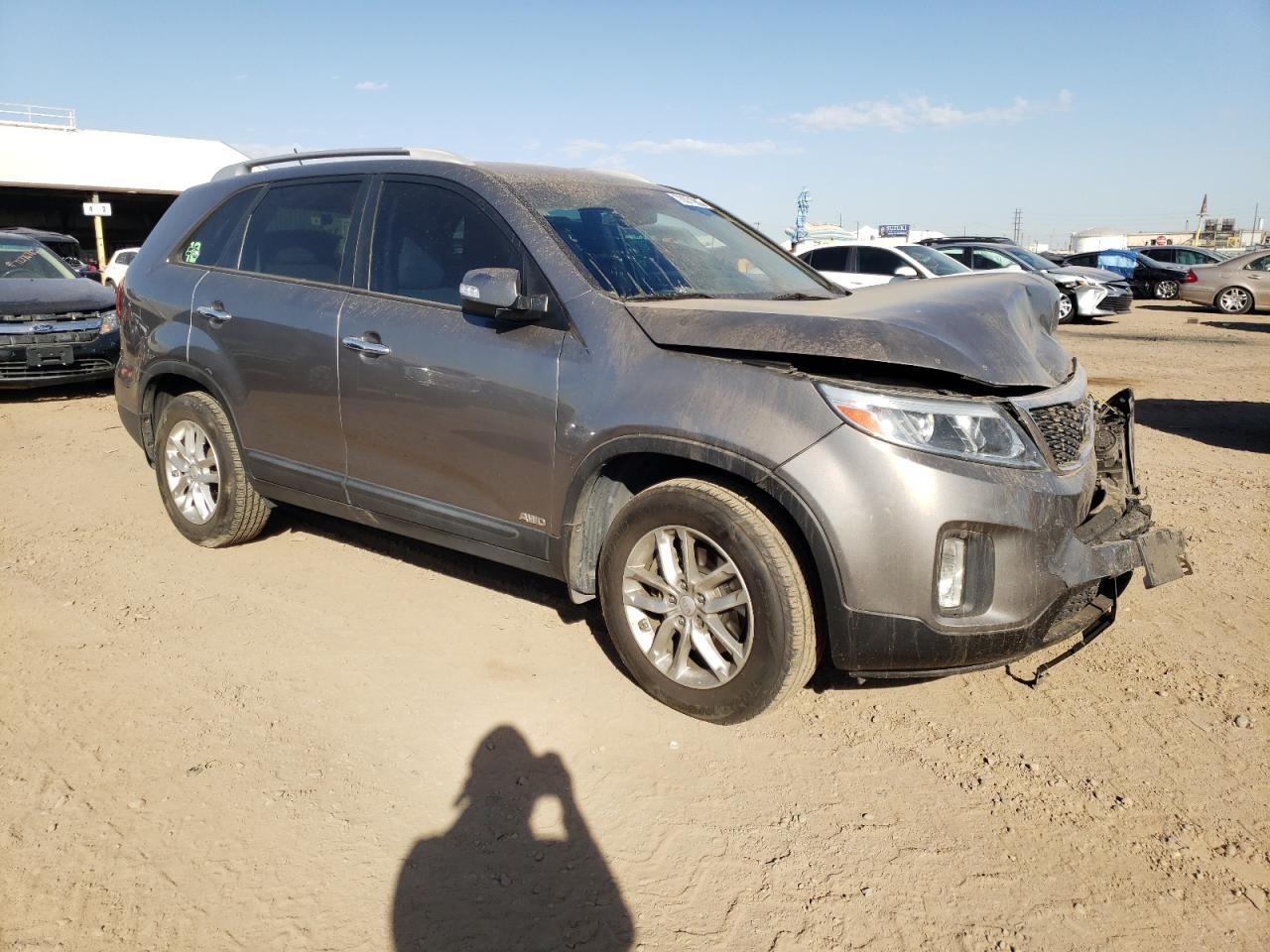 2015 KIA SORENTO LX - Image 4