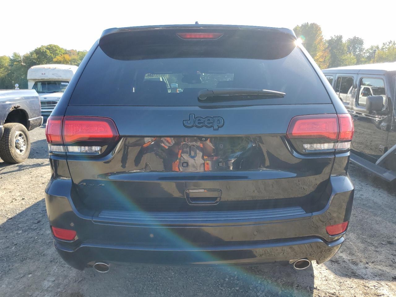 2015 JEEP GRAND CHER - Image 6