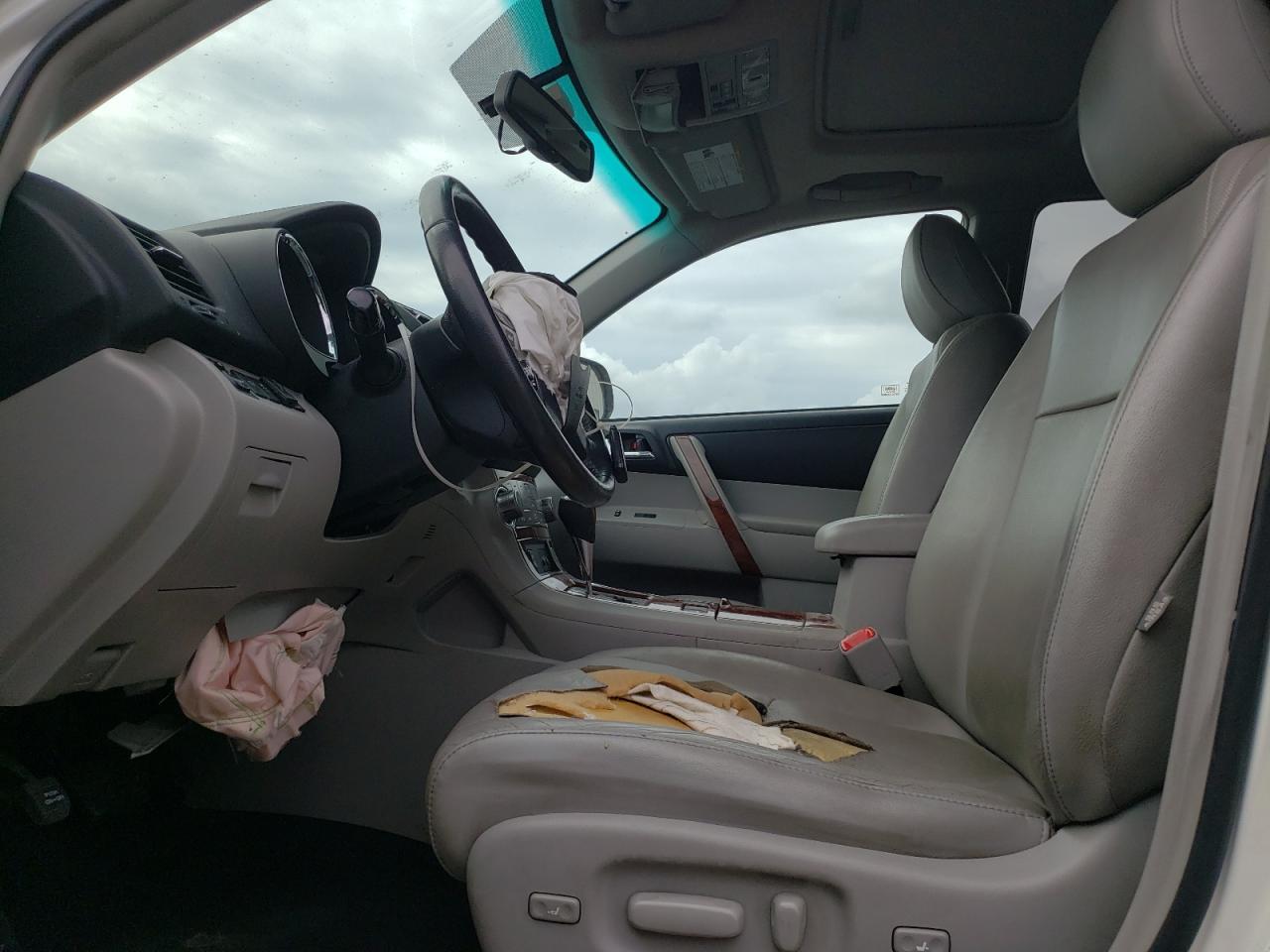 2012 TOYOTA HIGHLANDER - Фото 7