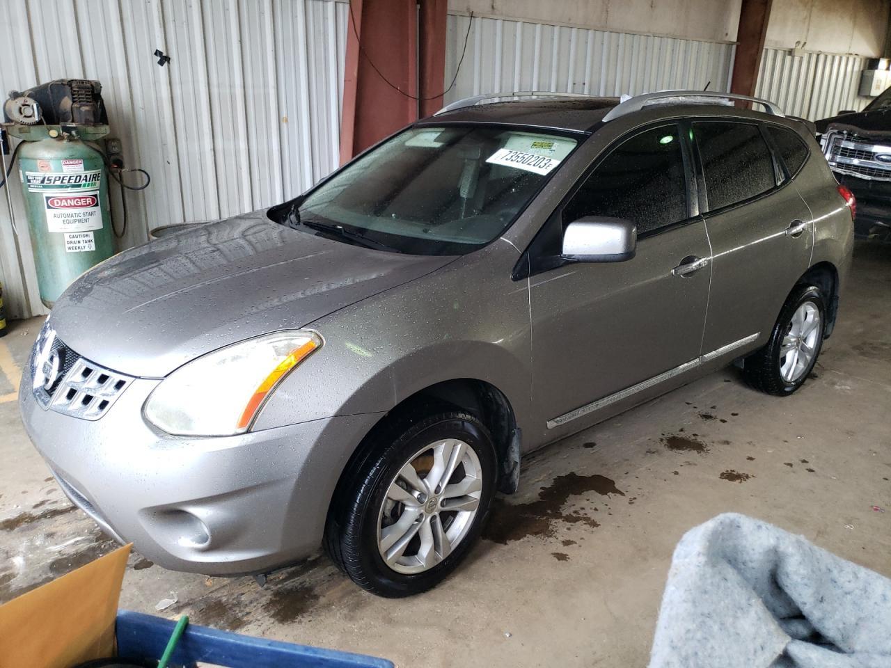 2013 NISSAN ROGUE S