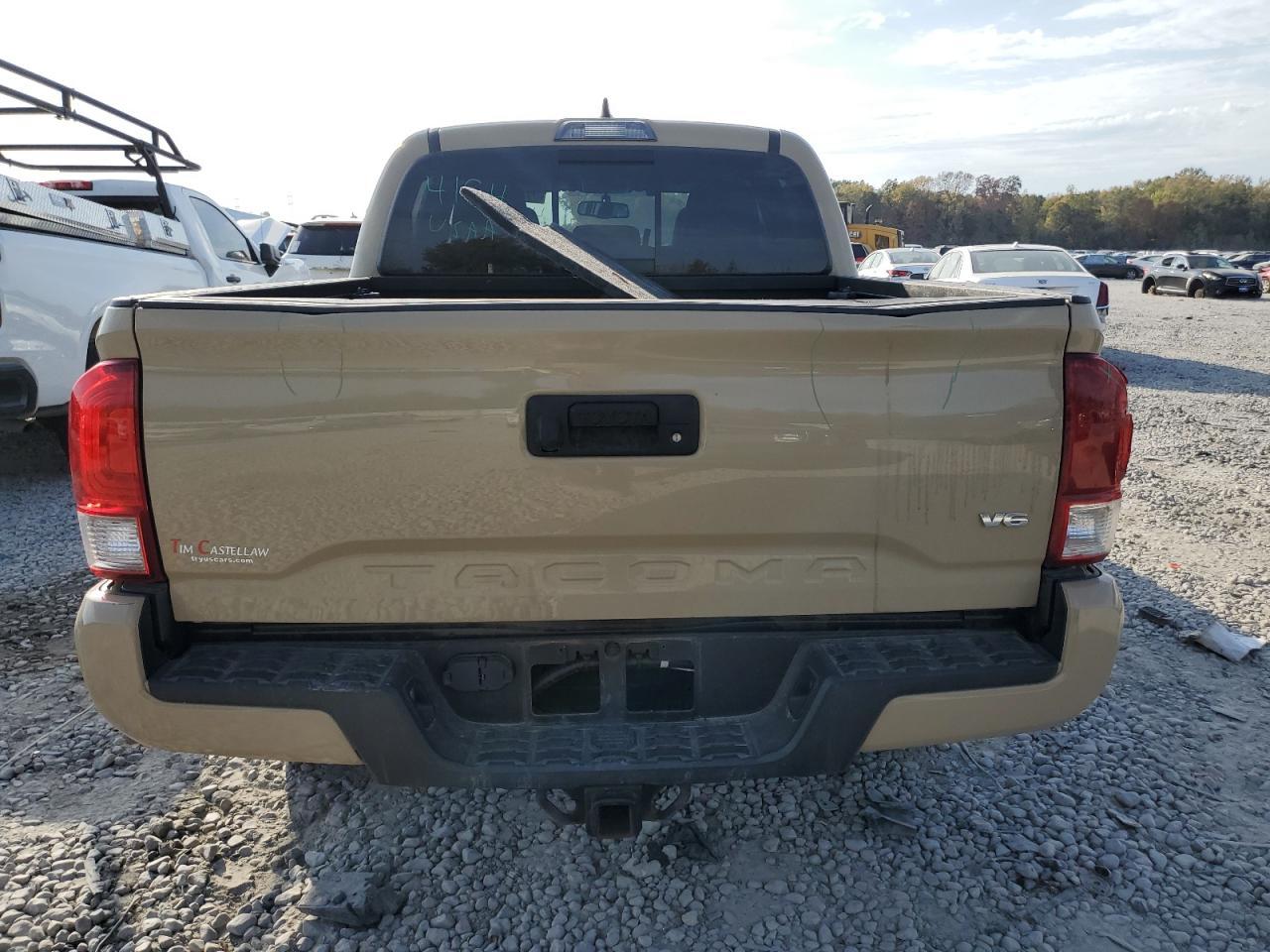 2017 TOYOTA TACOMA DOU - Фото 6