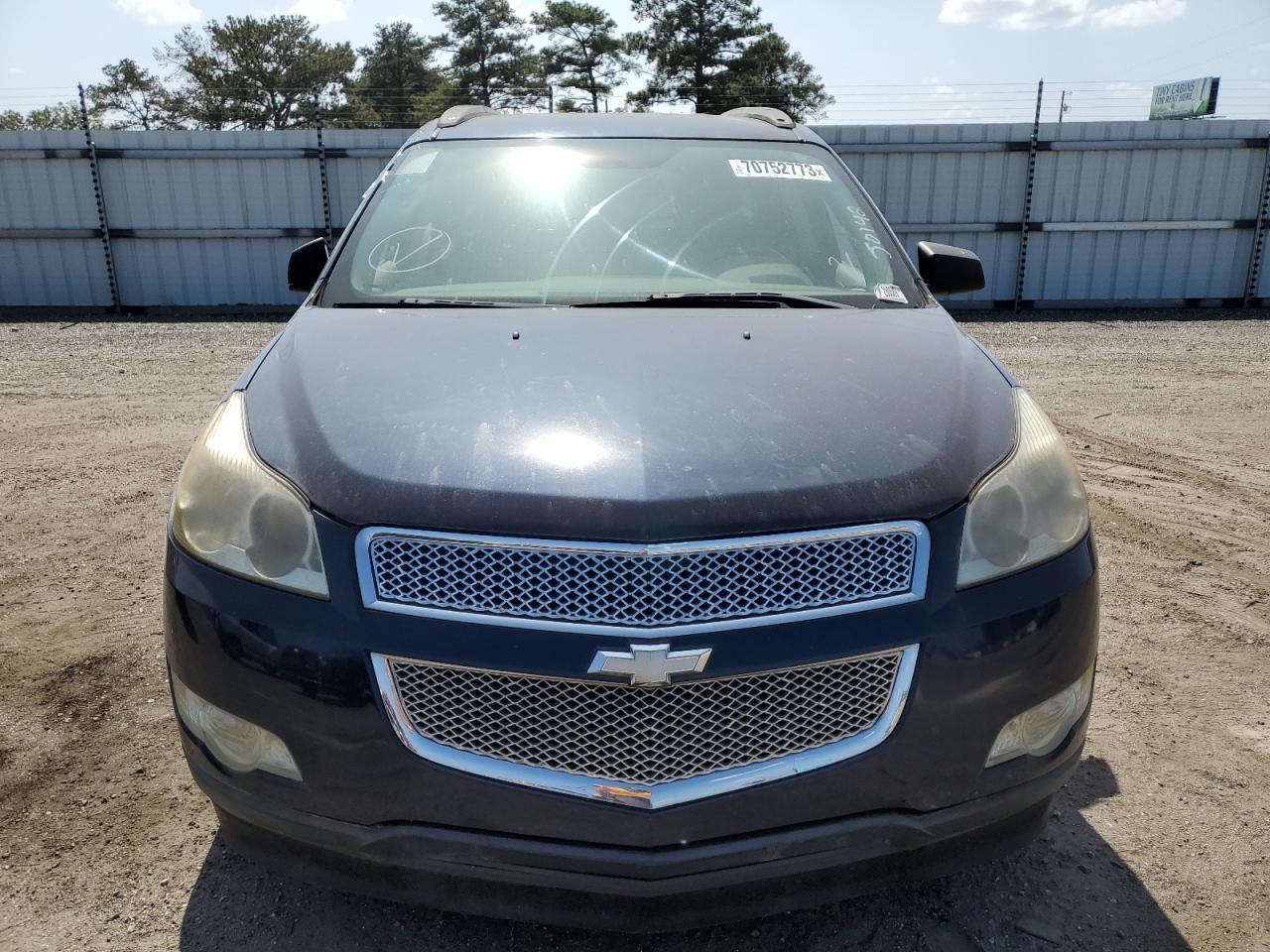 2011 CHEVROLET TRAVERSE L - Фото 5