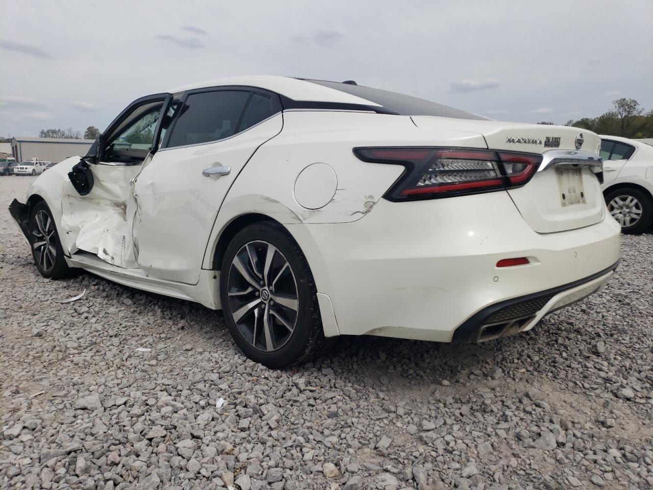 2019 NISSAN MAXIMA S - Image 2