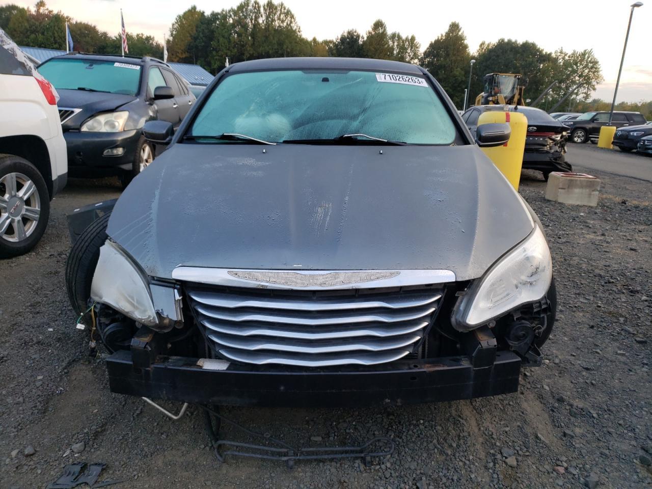 2013 CHRYSLER 200 LX - Фото 5