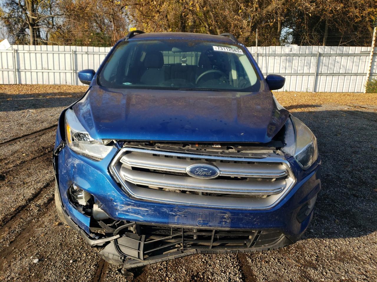 2017 FORD ESCAPE SE - Фото 5