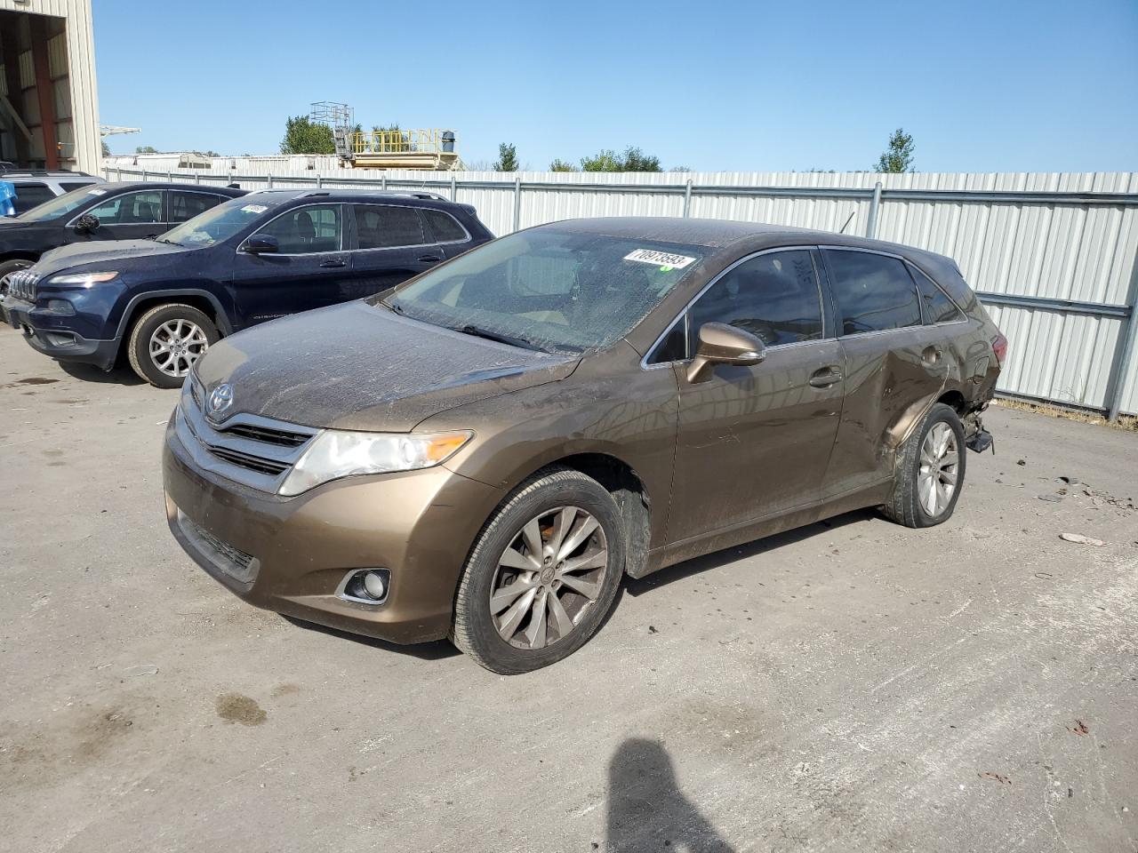 2013 TOYOTA VENZA LE car image