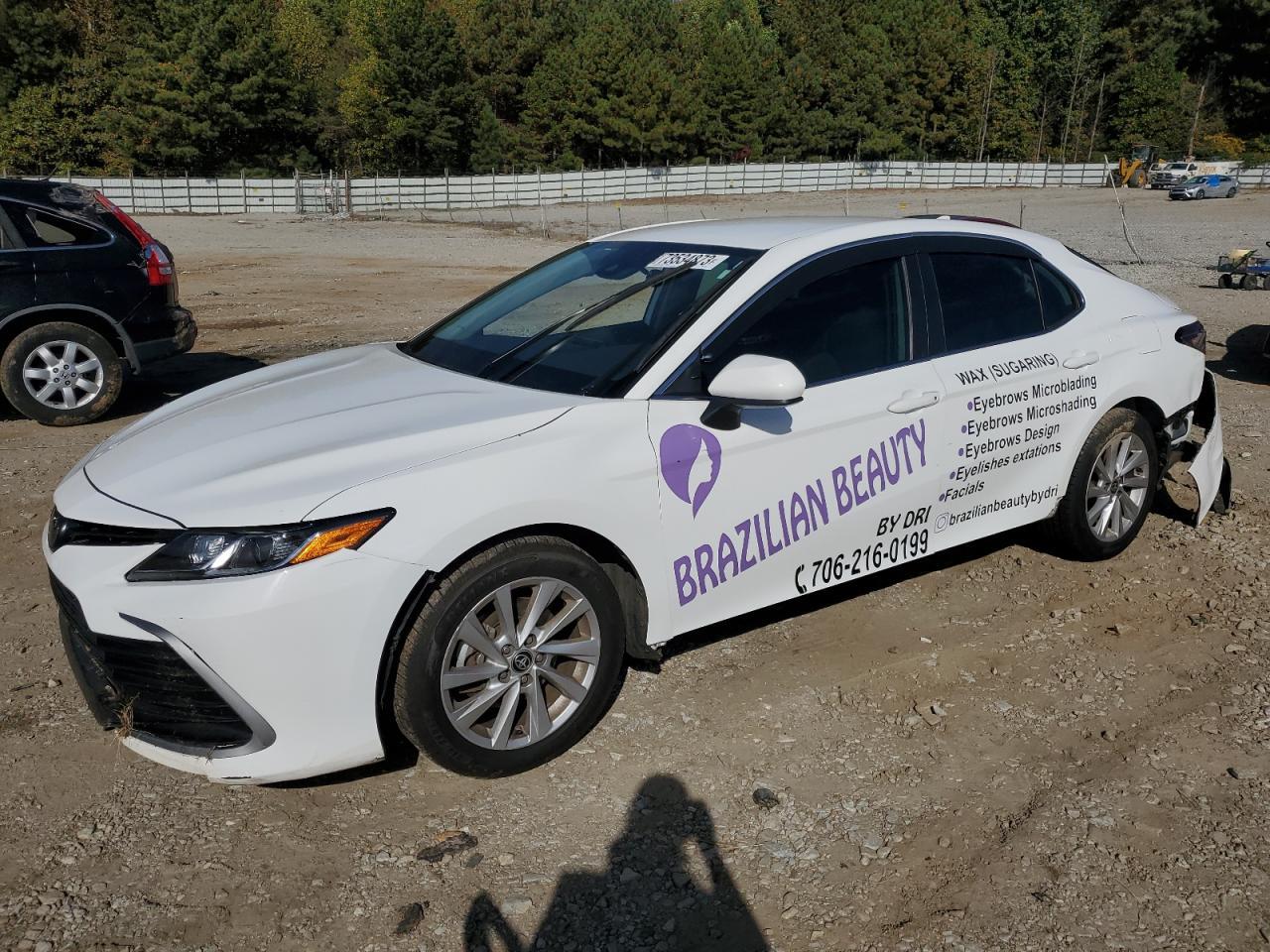 2021 TOYOTA CAMRY LE car image